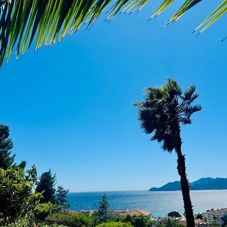 Beautiful 2-bedroom - Pool - Private Park - Tennis Apartamento